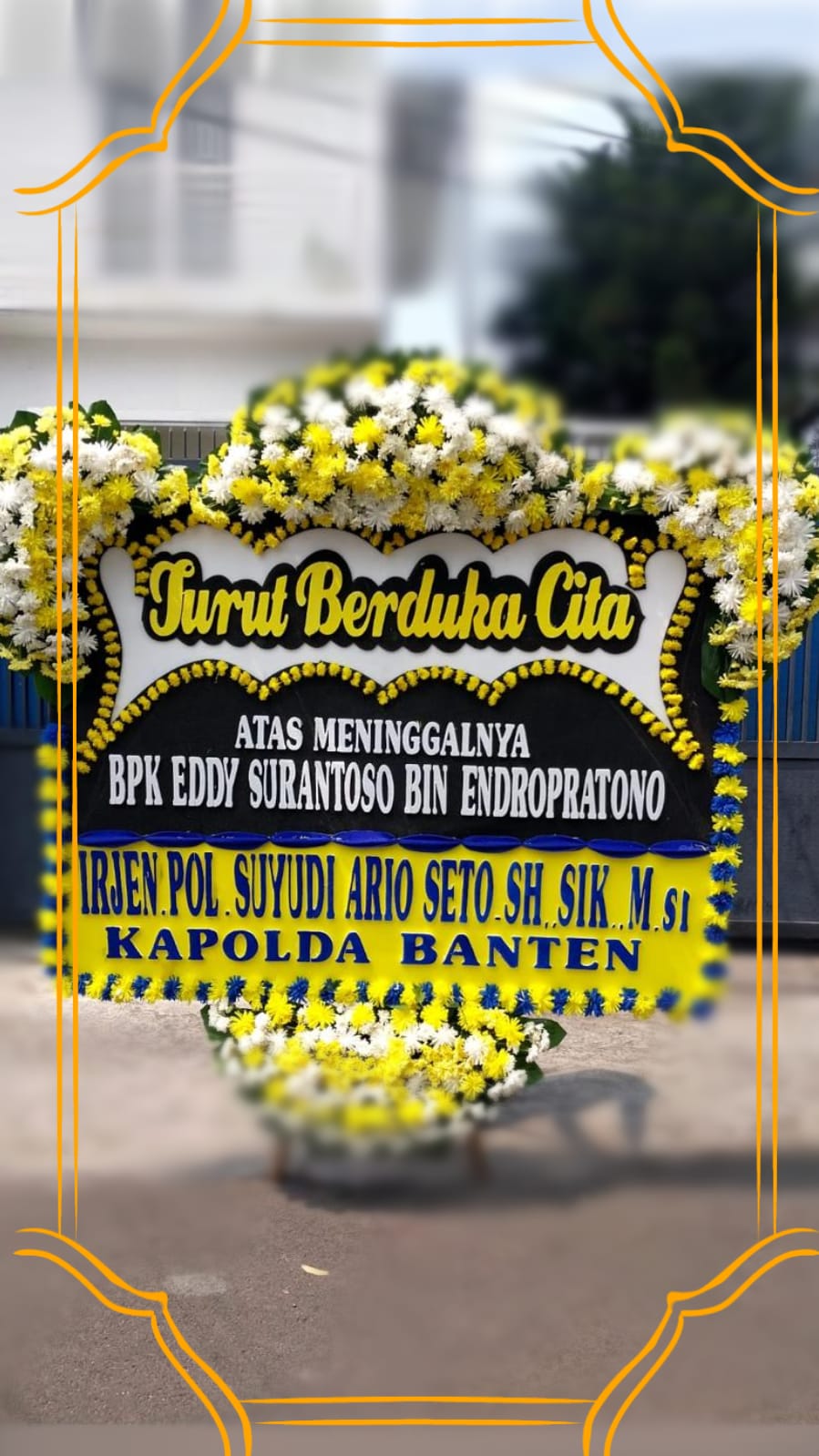 Bunga Papan Duka Cita